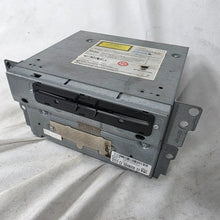 Load image into Gallery viewer, BMW F10 F12 F13 F01 F02 650 750 Navigation CIC Headunit Radio Audio ALPINE OEM