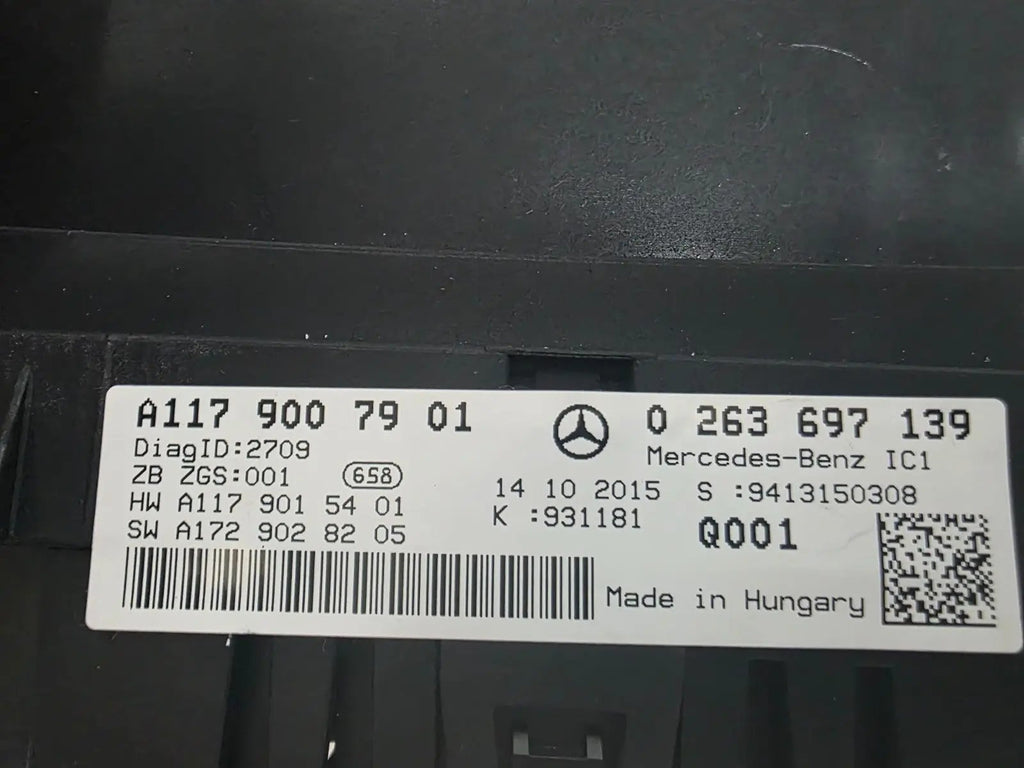 MERCEDES-BENZ CLA Instrument SPEEDOMETER Cluster OEM GENUINE A1179007901