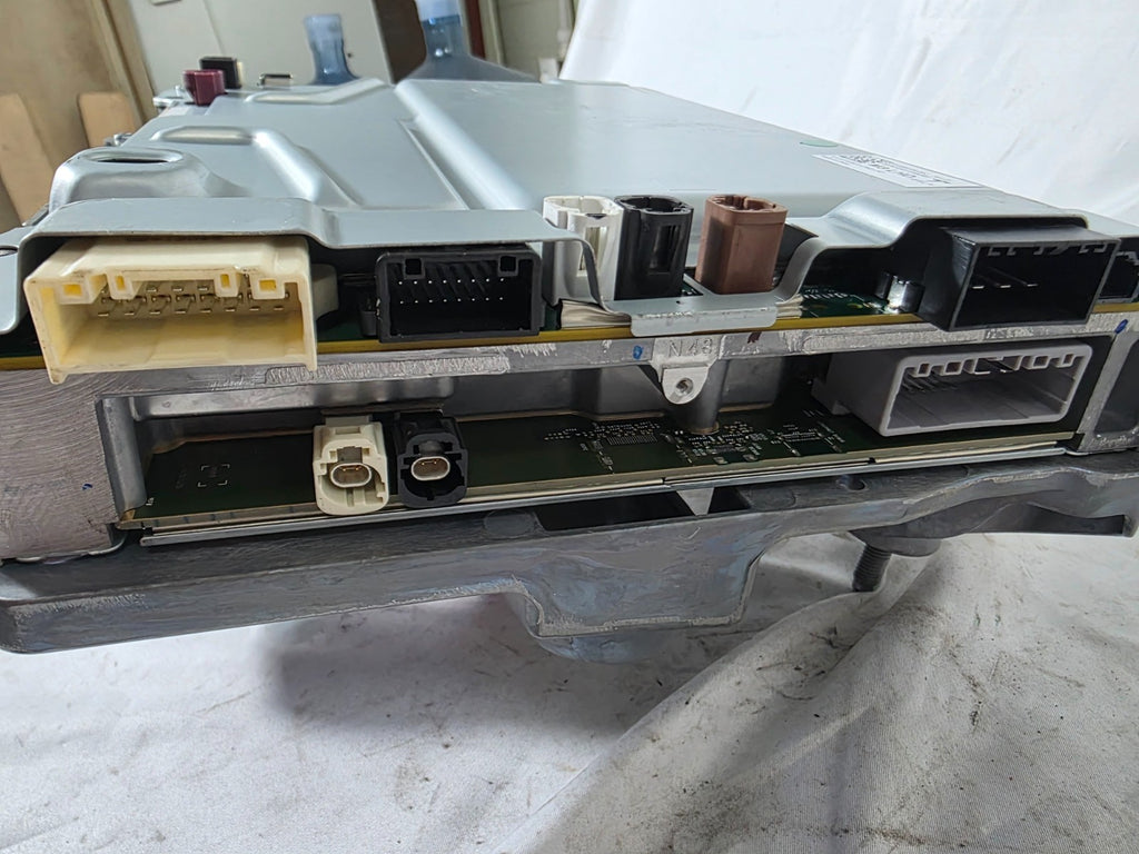 2024 - 2025 TESLA MODEL 3 CAR MEDIA COMPUTER CONTROLLER MODULE UNIT OEM