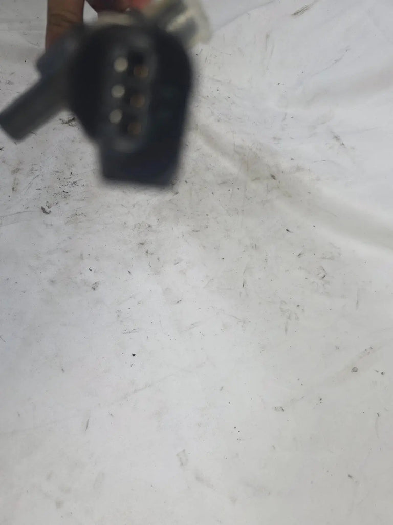 BMW X5 G05 F95 3.0 D xDrive Diesel RAIL PIPE OEM GENUINE 0445216051 8571569