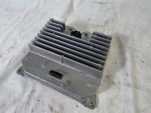 Load image into Gallery viewer, Image #3