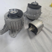 Load image into Gallery viewer, MERCEDES BENZ W205 W213 E200 C180 C200 C300 OEM 3pcs Engine & Transmission Mount