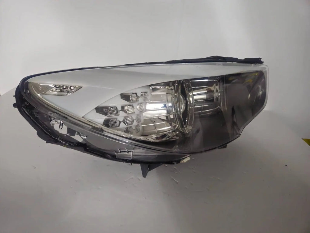 This image shows the right-side Bi-Xenon headlight for the BMW 5 Series GT F07 model, featuring OEM genuine quality with part number 7262720. It is a used original headlight designed for precise fit on the right side of the BMW F07 Gran Turismo, offering advanced Bi-Xenon lighting performance and durable OEM construction