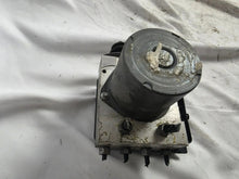 Load image into Gallery viewer, 2014 AUDI S4 B8.5 OEM ANTI LOCK BRAKE ABS PUMP 8K0614517HA 8K0907379CP