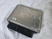 Load image into Gallery viewer, Image #5