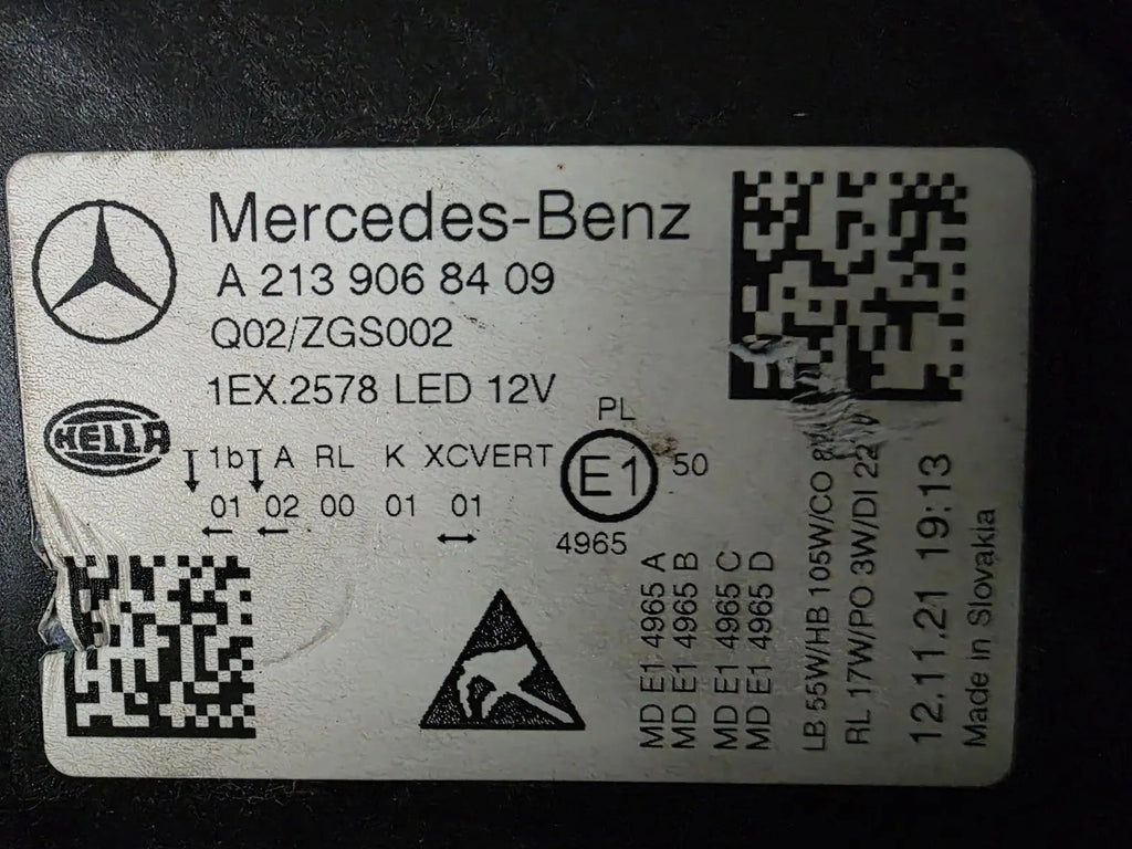 This image features the right-side MultiBeam LED headlight for the Mercedes-Benz E-Class W213 Facelift (FL) model, with OEM genuine quality and part number A2139068409. This used original headlamp is designed for the facelifted W213, offering precision-fit installation, advanced MultiBeam LED technology for adaptive lighting, and the premium performance expected from Mercedes-Benz components.
