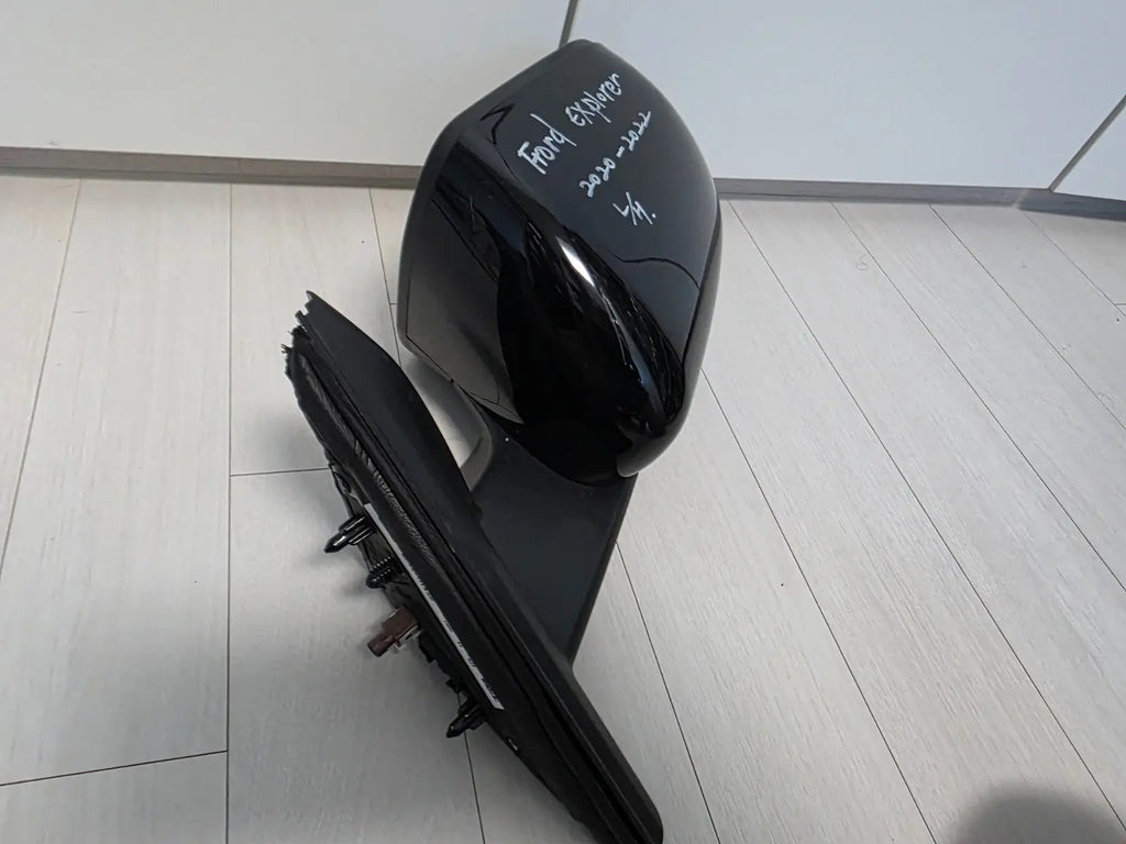 2020-2023 FORD EXPLORER SIDE MIRROR OEM LEFT DRIVER SIDE WITH BLINDSPOT & CAMERA