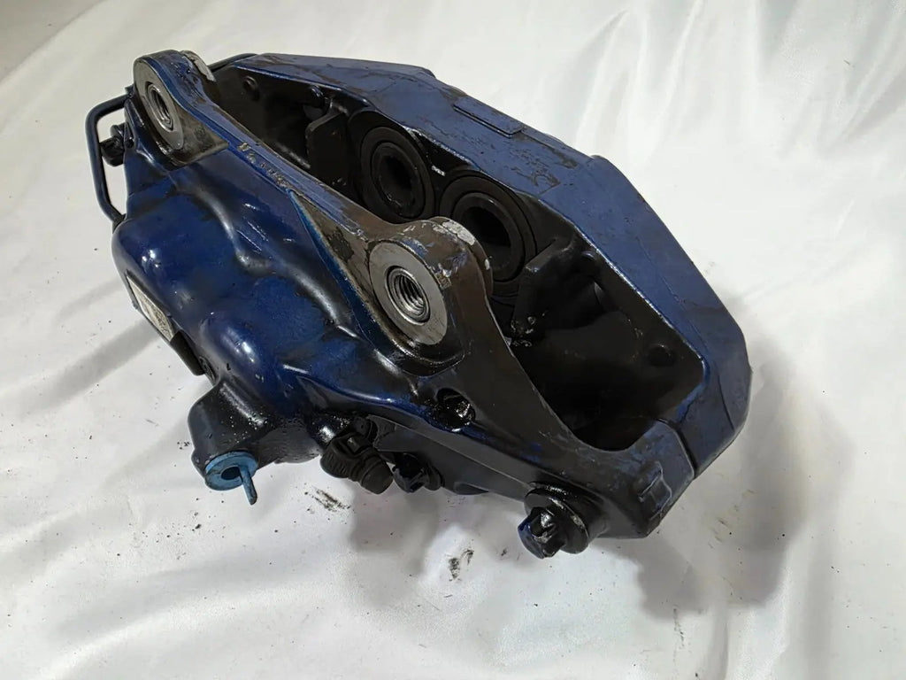 BMW G20 G22 G23 G26 G30 M340 M440 Front Right Passenger Brake Caliper Blue OEM