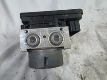 Load image into Gallery viewer, 2017 - 2020 BMW 440i GENUINE OEM ABS Brake Pump Module 6875558
