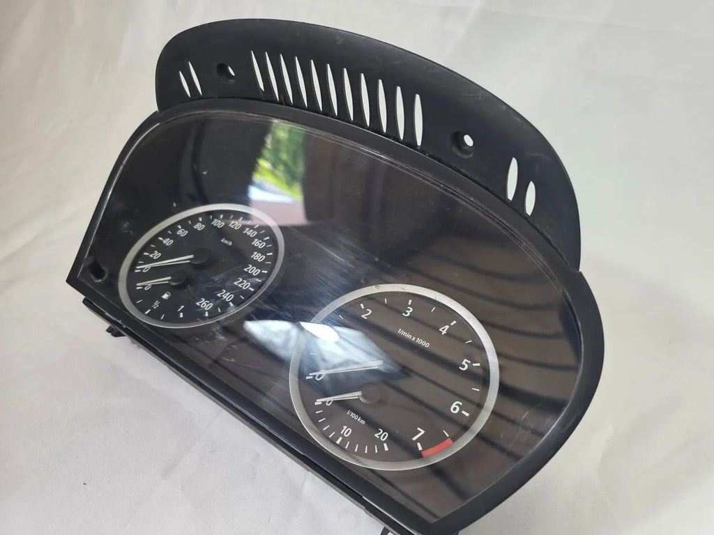 BMW E63 E60 E61 Speedometer Instrument Cluster OEM GENUINE 6952897