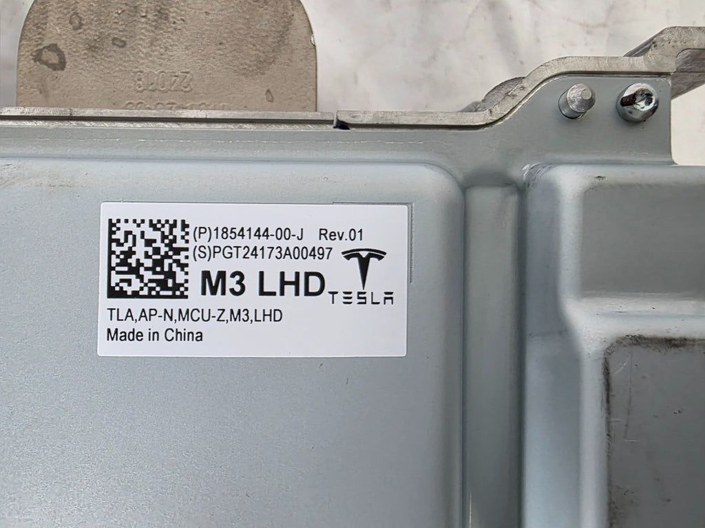 2024 - 2025 TESLA MODEL 3 CAR MEDIA COMPUTER CONTROLLER MODULE UNIT OEM
