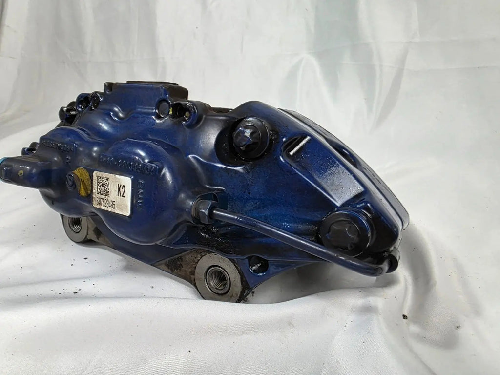 BMW G20 G22 G23 G26 G30 M340 M440 Front Right Passenger Brake Caliper Blue OEM