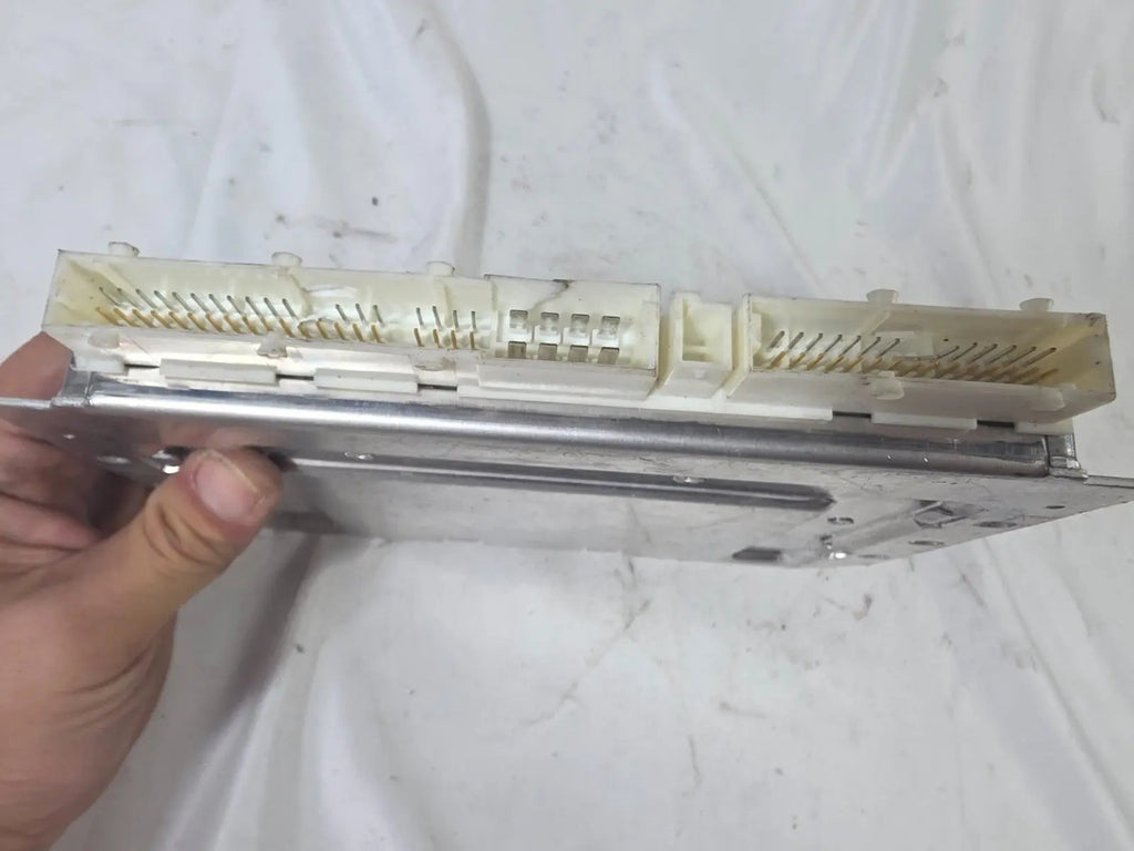 2015 - 2018 Porsche Cayenne 958 GTS PASM Air Suspension Control Module Unit OEM