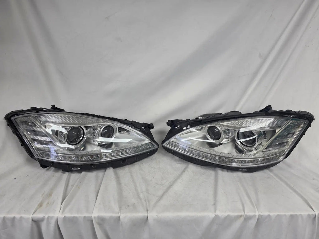 MERCEDES BENZ S-CLASS W221 BI-XENON Headlight PAIR OEM A2218200639 A2218202939