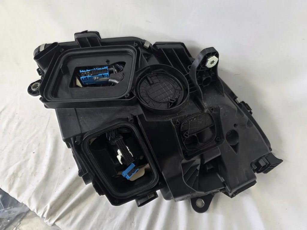 This image shows the left-side DIGITAL LIGHT headlight for the Mercedes-Benz E-Class W214, featuring OEM genuine quality with part number A2149066102. Designed for a precise fit on the left side of the W214 model, this used original headlamp offers Mercedes-Benz’s advanced DIGITAL LIGHT technology for superior adaptive illumination and driving safety.