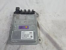 Load image into Gallery viewer, 2025 BMW 530I AWD 2.0L HYBRID CONTROLLER COOLER MODULE UNIT 5B36438 OEM