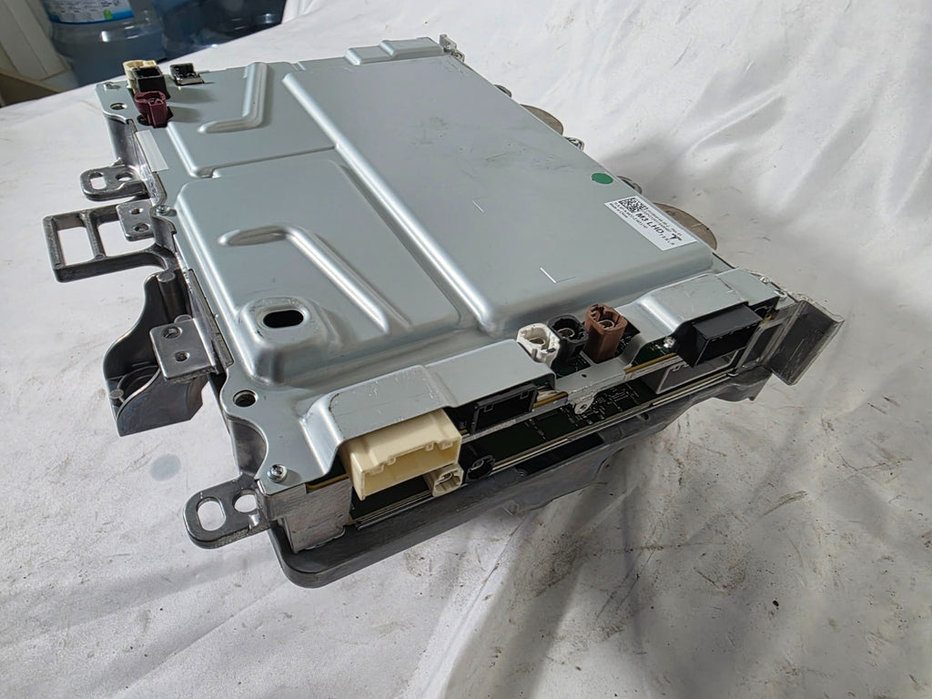 2024 - 2025 TESLA MODEL 3 CAR MEDIA COMPUTER CONTROLLER MODULE UNIT OEM