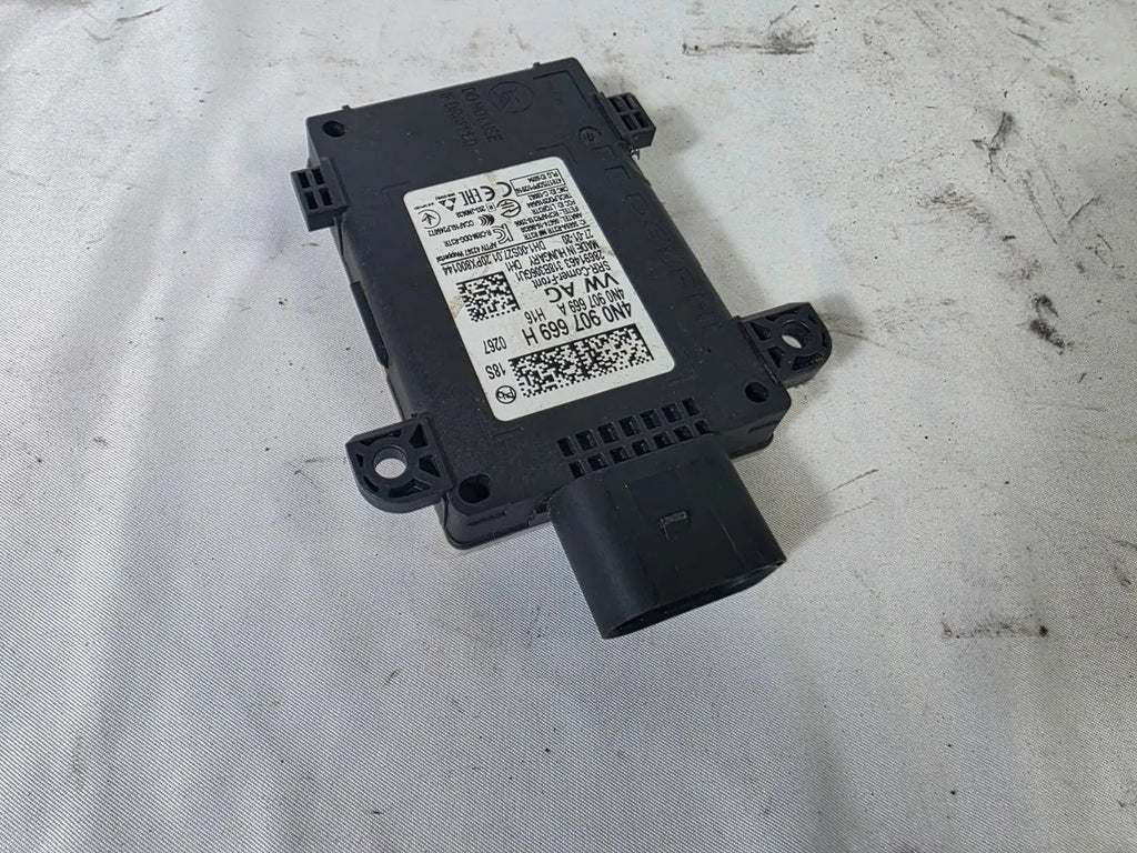 Audi A6 S6 RS6 A7 RS7 A8 S8 Q7 RS Q8 e-tron GT Distance Radar Sensor 4N0907669H
