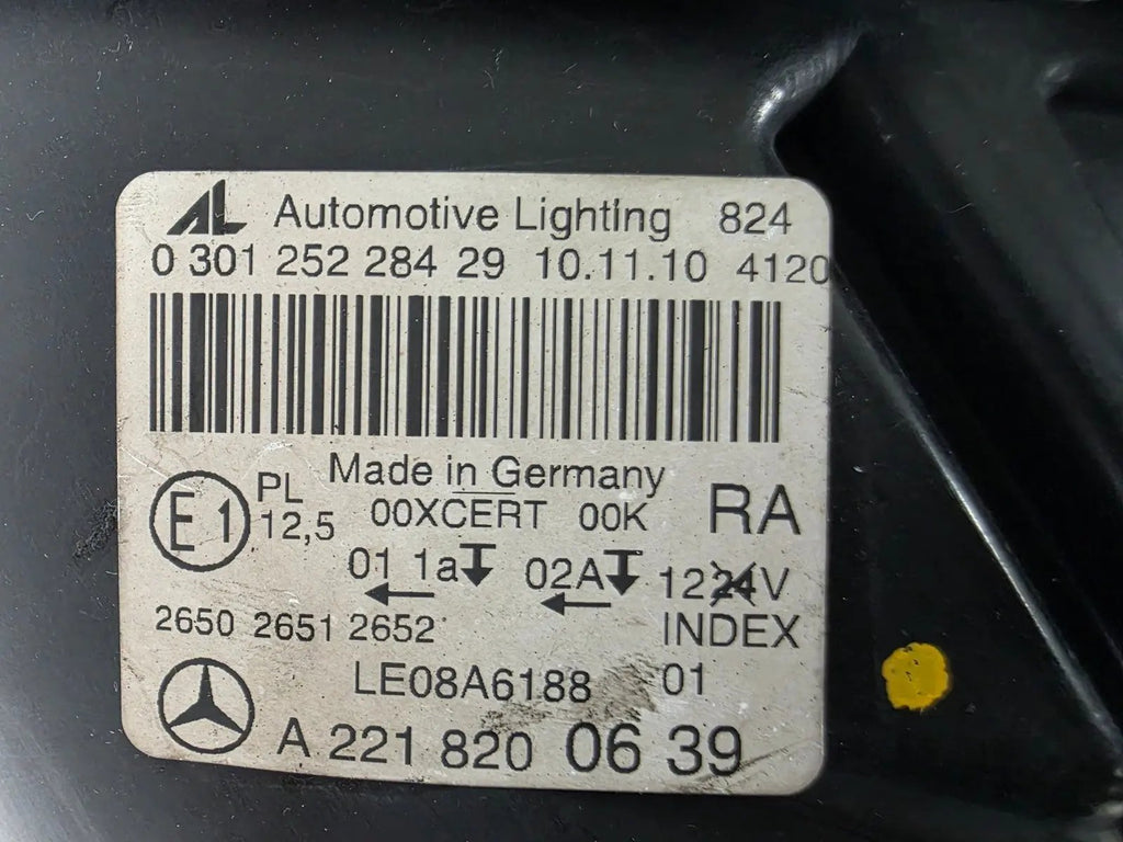 MERCEDES BENZ S-CLASS W221 ADAPTIVE BI-XENON Headlight RIGHT OEM A2218200639
