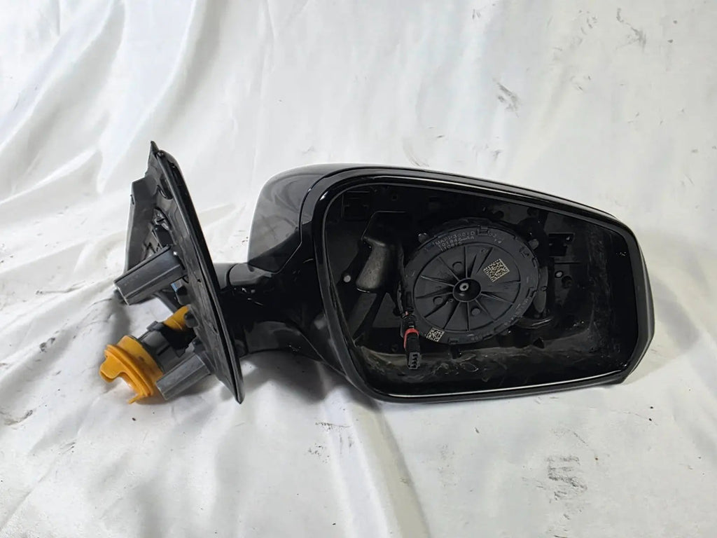 2011 - 2015 BMW F10 550 RIGHT PASSENGER SIDE VIEW MIRROR OEM CAMERA BLIND SPOT