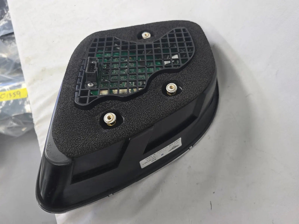 This image features the rear right tail light for the Bentley Continental Flying Spur, showcasing OEM genuine quality with part number 3W5945096N. This used original component is designed for a precise factory fit, delivering premium illumination, elegant styling, and reliable performance consistent with Bentley’s luxury standards.