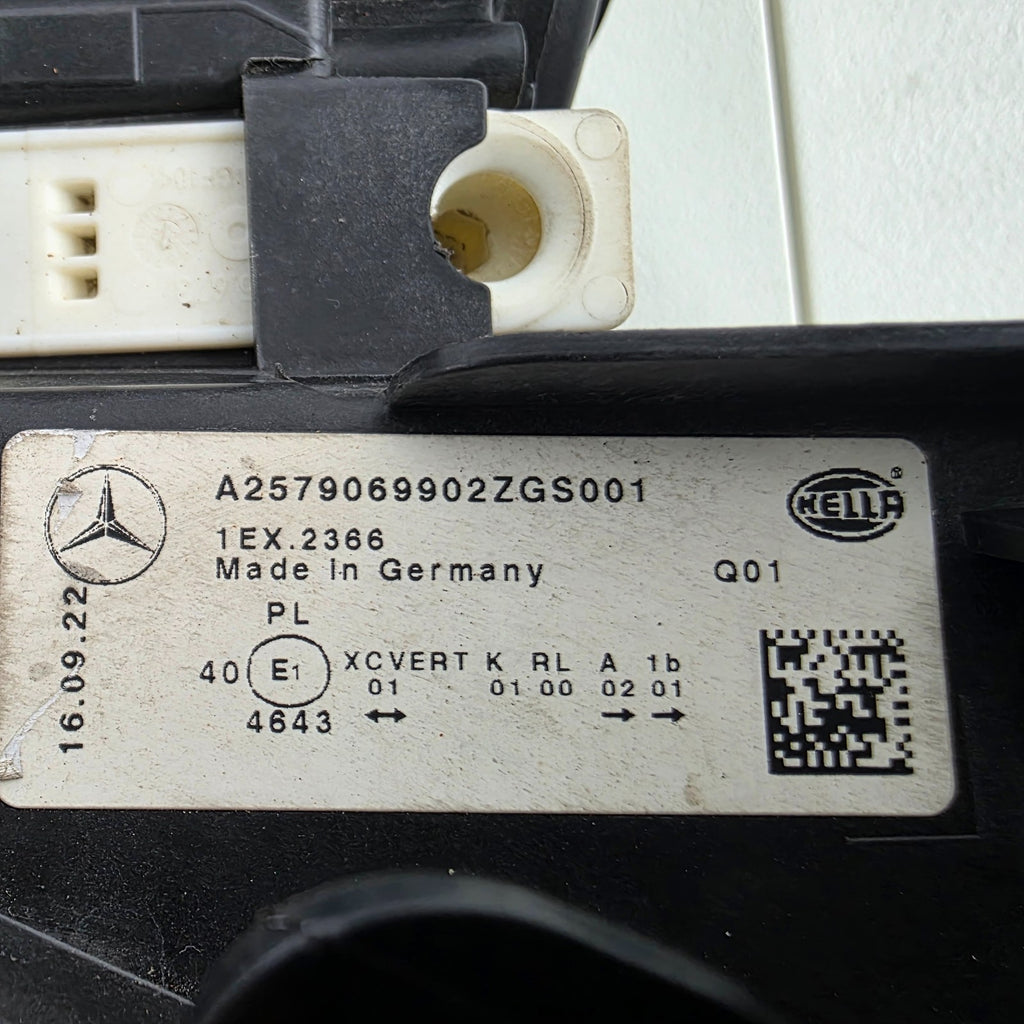 🚗🚗Mercedes-Benz CLS C257 W257 MultiBeam LED LEFT USED OEM GENUINE A2579069902