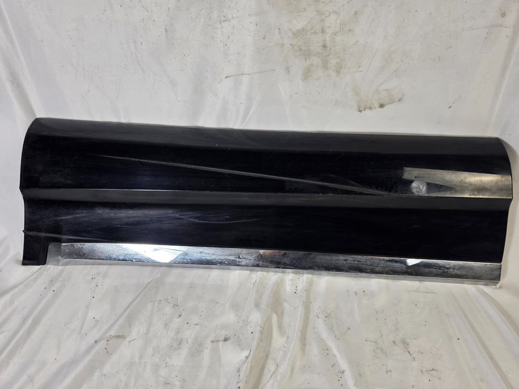 2016-20 BENTLEY BENTAYGA REAR LEFT DOOR TRIM MOLDING CLADDING OEM 36A853073