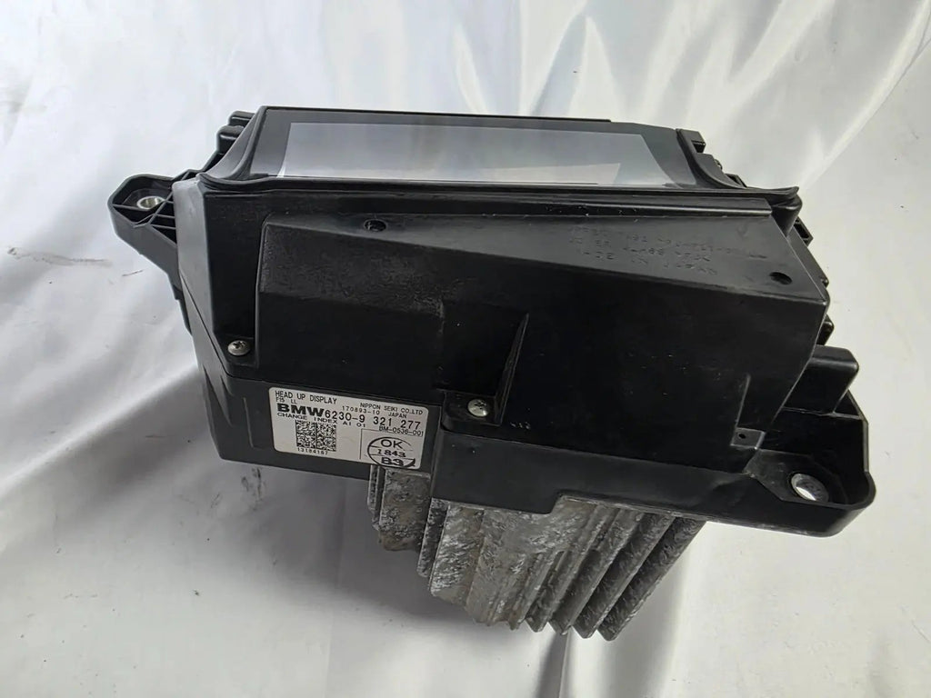 2014 - 2018 BMW X5 F15 Dashboard Heads Up Display HUD MONITOR Unit OEM 9321277
