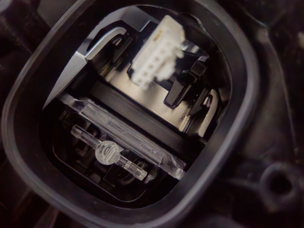 This image features the right-side Adaptive LED headlight (ICON design) for the BMW 7 Series G11 and G12 models, showcasing OEM genuine quality with part number 7408710. This used original headlamp offers BMW’s signature Adaptive LED with ICON styling, providing dynamic lighting performance, precise fitment, and premium functionality tailored for the luxury 7 Series lineup.