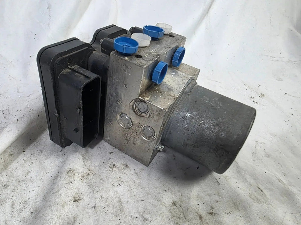 BMW BMW F10 F11 F06 F13 ANTI LOCK BRAKE ABS PUMP ASSEMBLY 6876913 OEM GENUINE