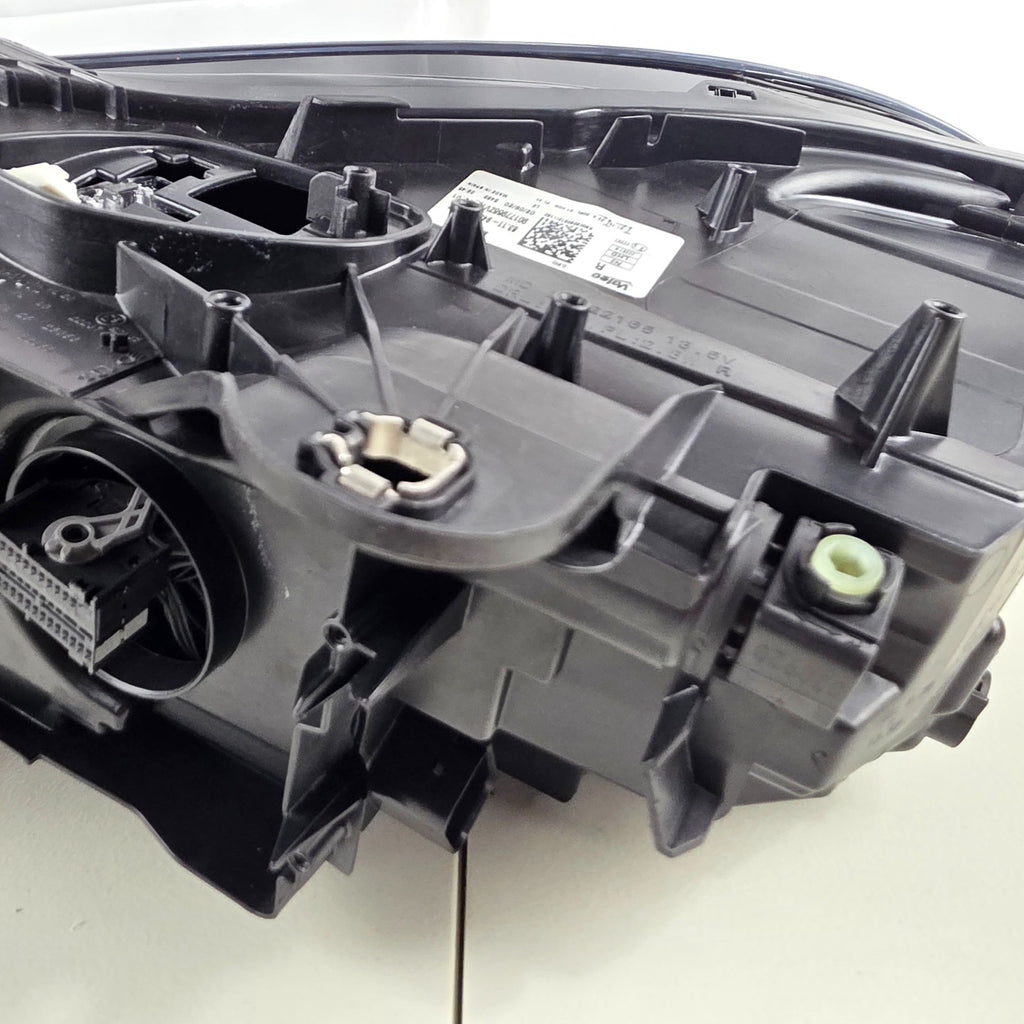 🚗🚗 BMW 1 Series F40 LED Headlight RIGHT USED OEM GENUINE 9482808