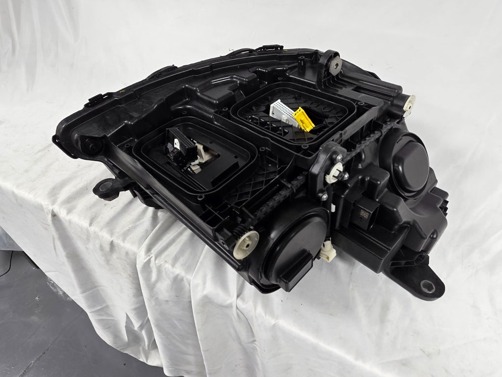 🚗Mercedes-Benz E-Class W213 FL MultiBeam LED LEFT USED OEM GENUINE A2139067510