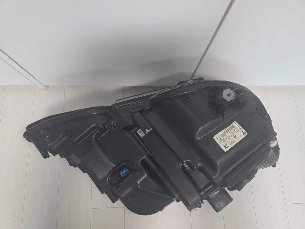 Mercedes-Benz W212 E200 E220 HID Xenon Left EU headlight OEM GENUINE A2128200139