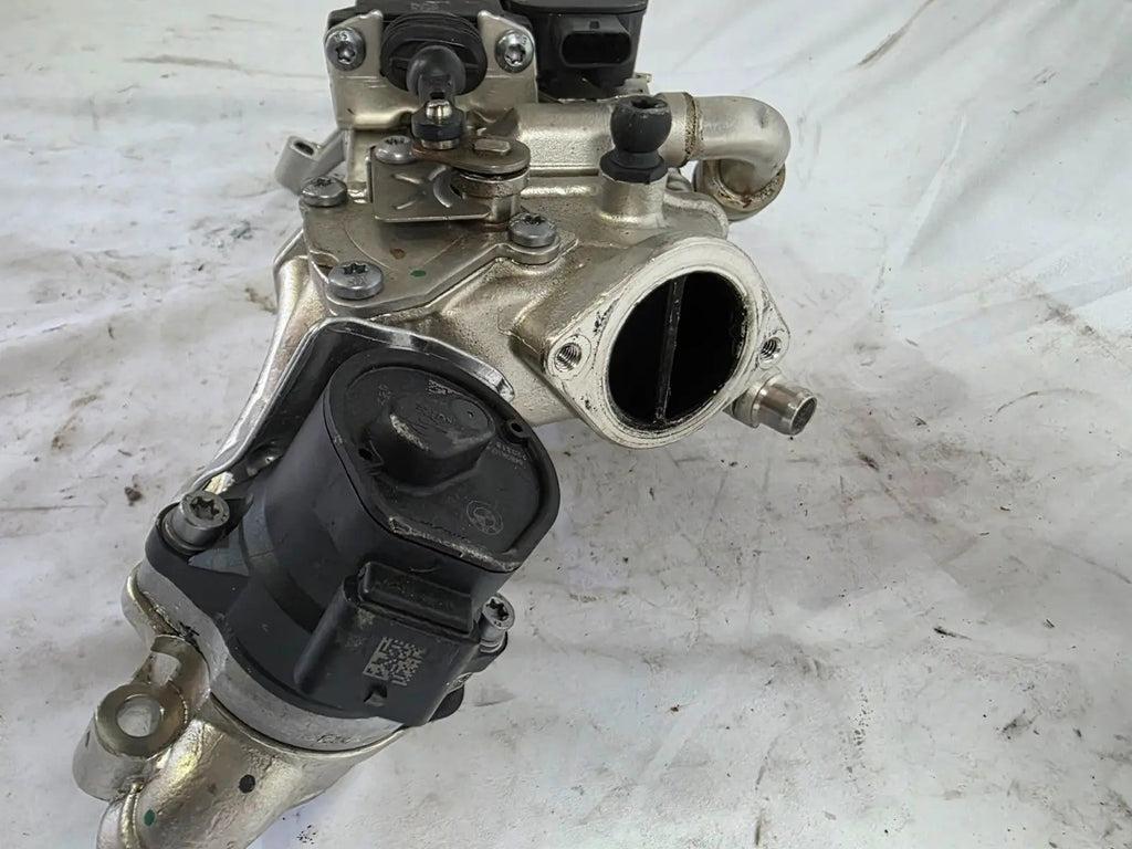 BMW EGR Valve for 3 SERIES, 5 SERIES, X3, X4, X5, X6, X7 GENUINE OEM 8598309