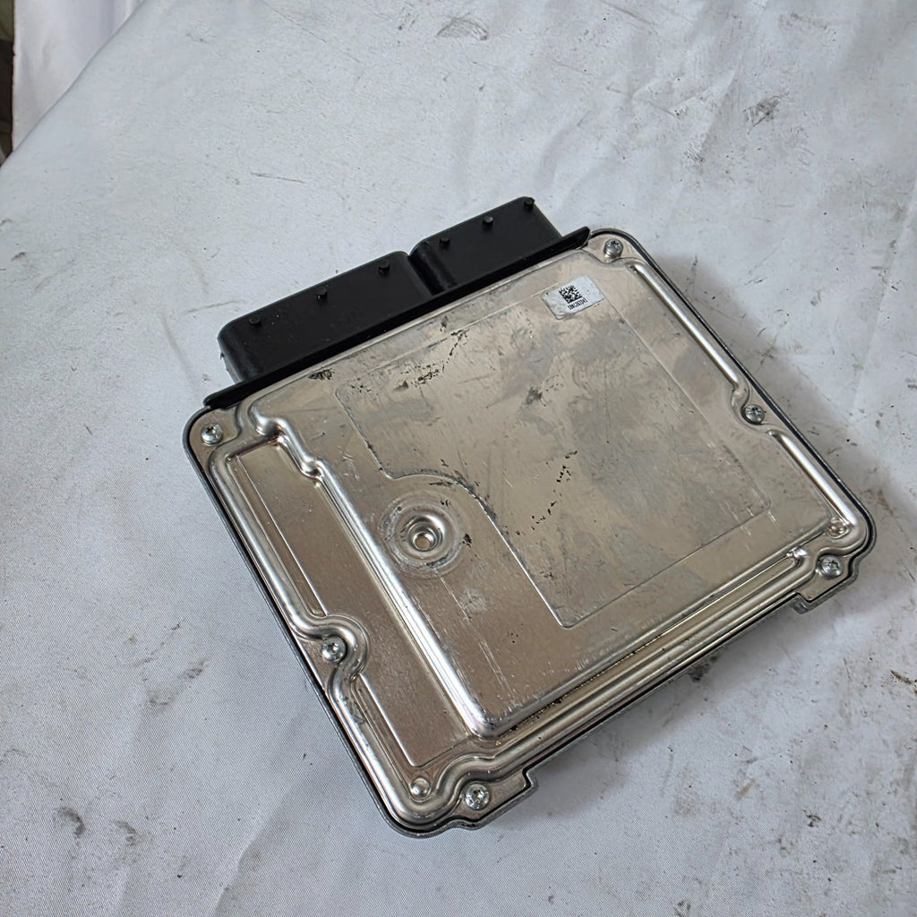 2016 BMW F10 520 Engine Control Unit MODULE OEM GENUINE 8589142