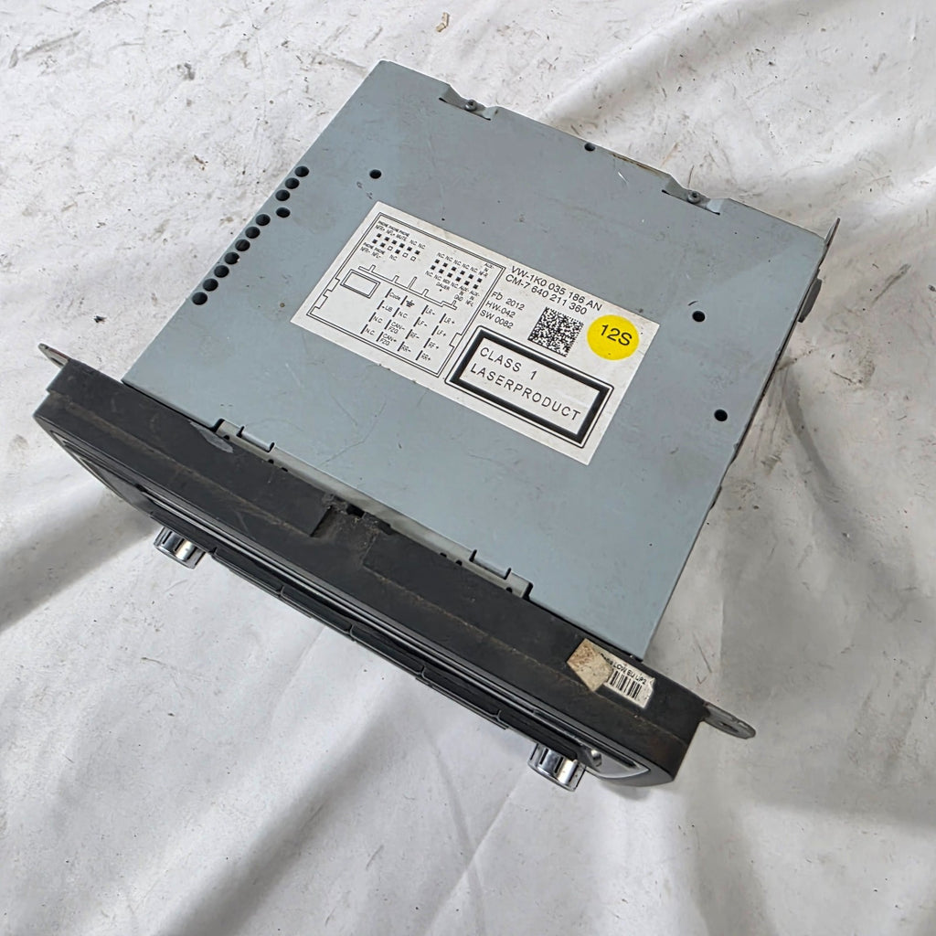 VW PASSAT B7 362 Music Radio CD Player Head Unit OEM GENUINE 1K0035186AN