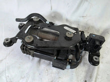 Load image into Gallery viewer, BMW X5 X6 F15 F16 F85 F86 AIR SUSPENSION COMPRESSOR WABCO GENUINE OEM 6875177