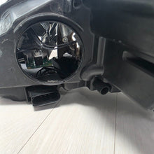 Load image into Gallery viewer, Mercedes-Benz W207 E200 E260 HID Xenon RIGHT headlight OEM GENUINE A2078200259