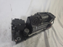 2011-2015 BMW 740LI F01 F02 AIR SUSPENSION RIDE COMPRESSOR PUMP OEM 6875176