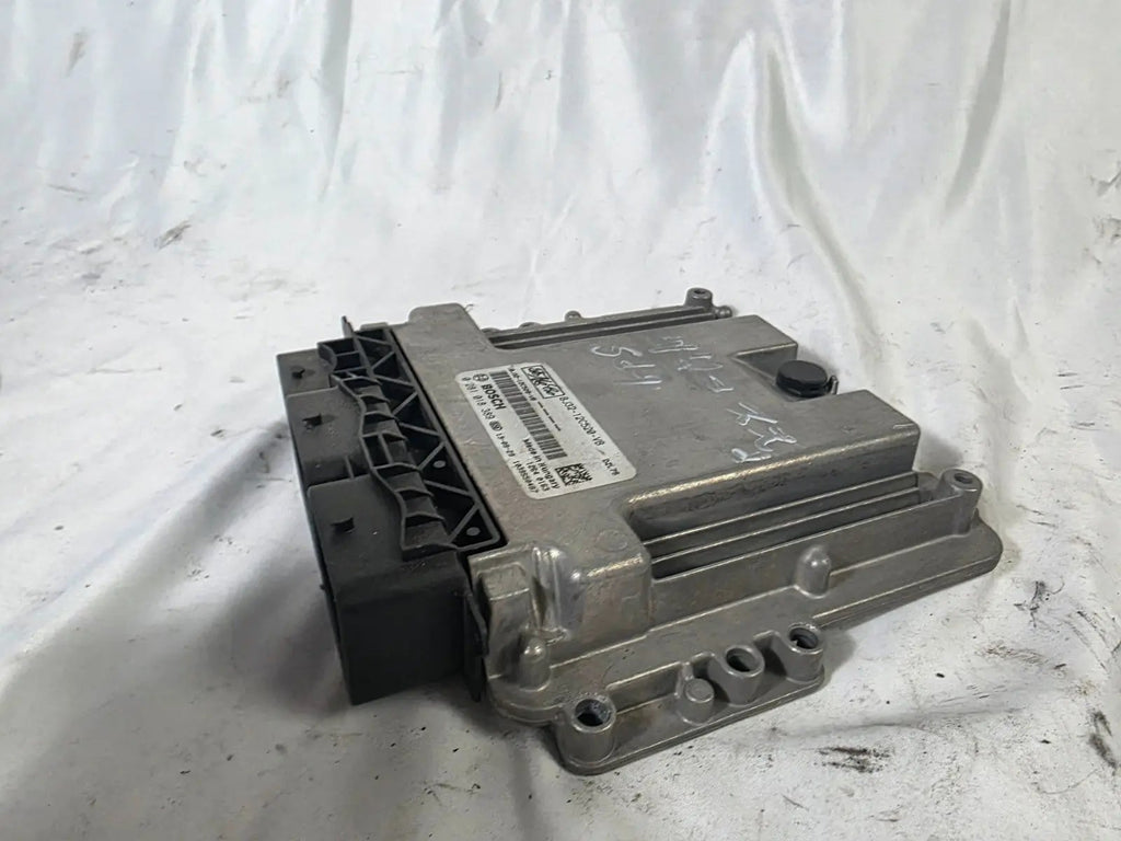 Range Rover Land Rover ENGINE CONTROL UNIT MODULE ECU Genuine OEM BJ3212C520VB