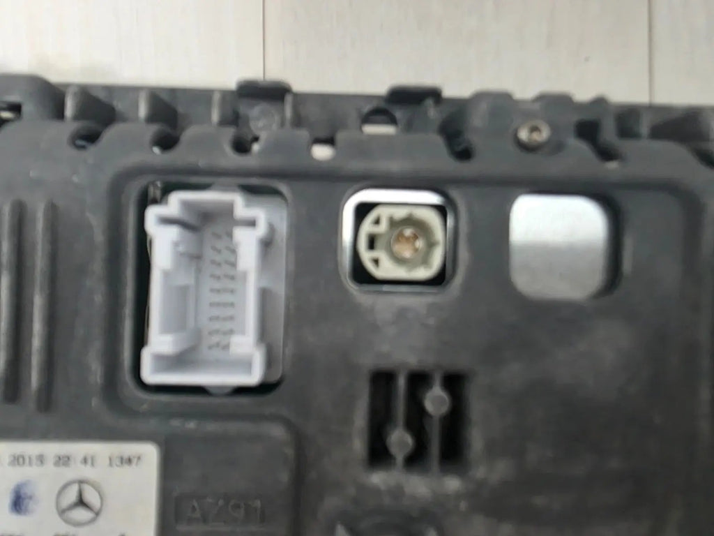 MERCEDES W222 S550 SPEEDOMETER INSTRUMENT CLUSTER DISPLAY SCREEN A2229007810