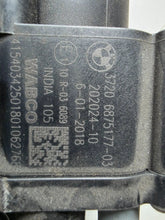 Load image into Gallery viewer, BMW X5 X6 F15 F16 F85 F86 AIR SUSPENSION COMPRESSOR WABCO GENUINE OEM 6875177