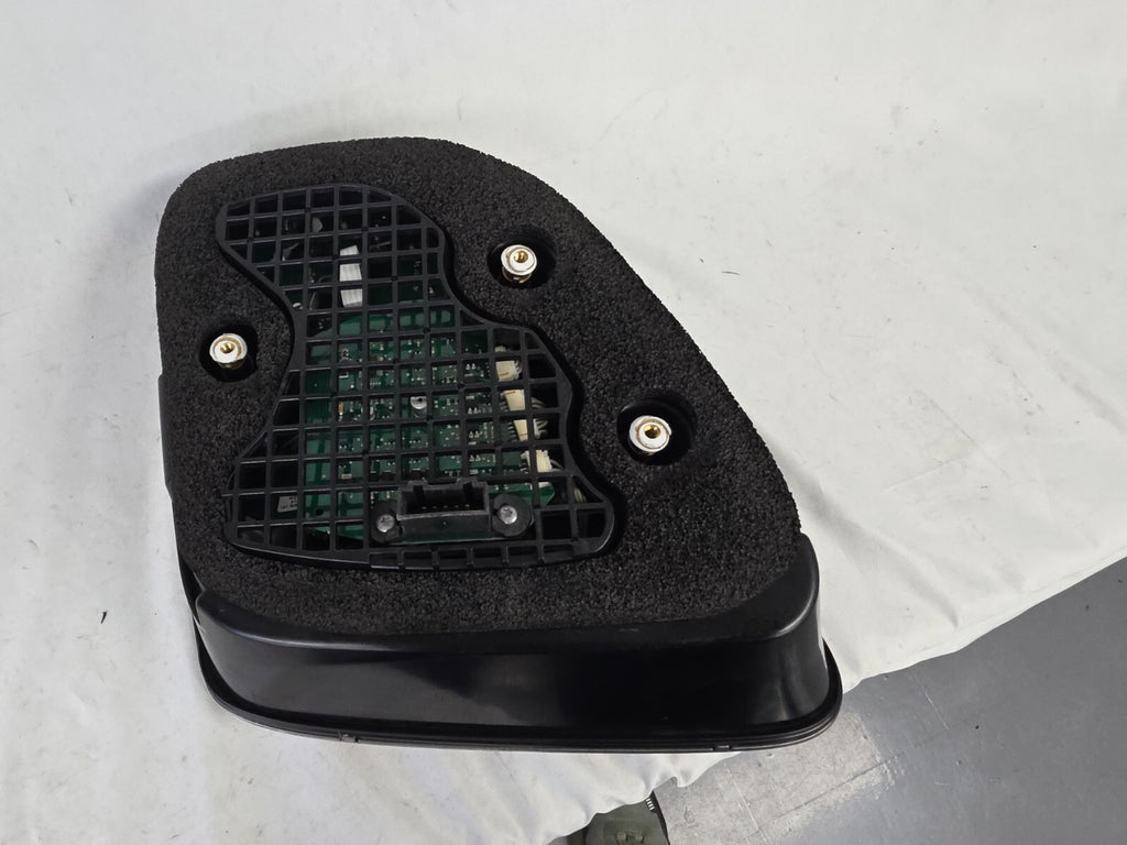 This image features the rear right tail light for the Bentley Continental Flying Spur, showcasing OEM genuine quality with part number 3W5945096N. This used original component is designed for a precise factory fit, delivering premium illumination, elegant styling, and reliable performance consistent with Bentley’s luxury standards.