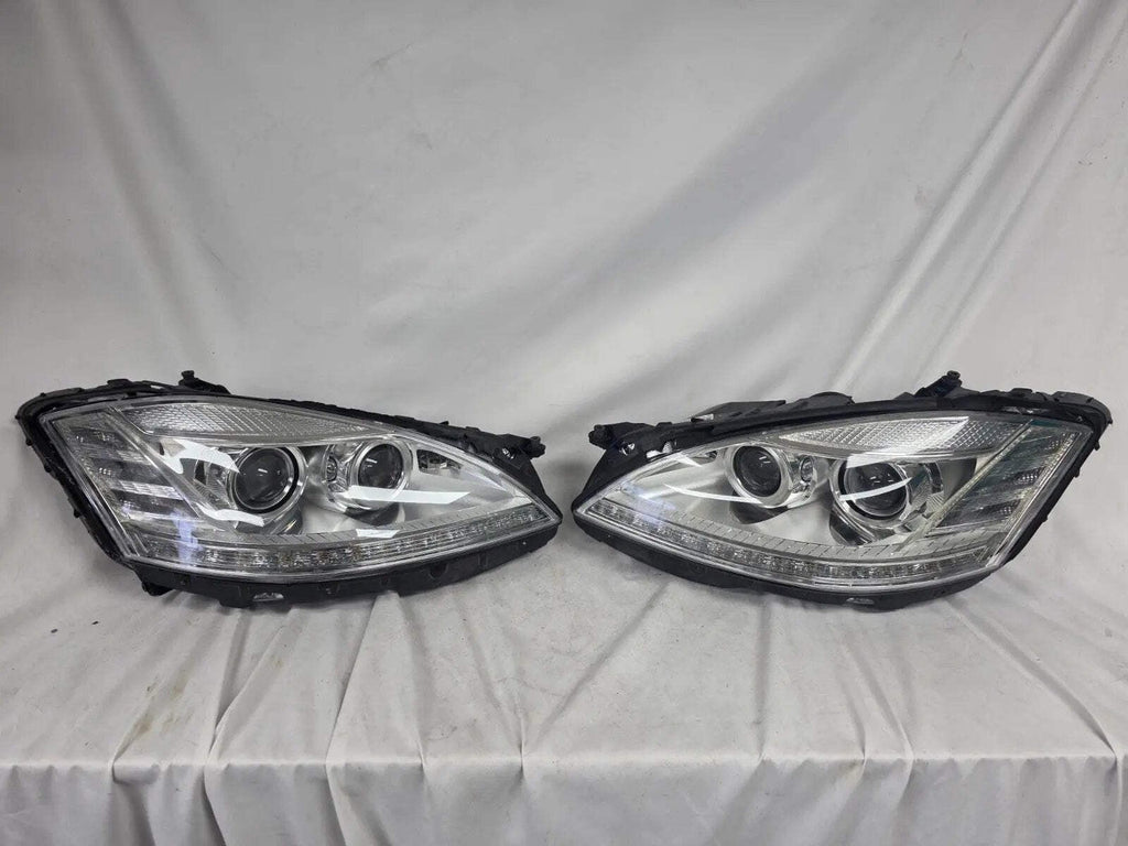 MERCEDES BENZ S-CLASS W221 BI-XENON Headlight PAIR OEM A2218200639 A2218202939