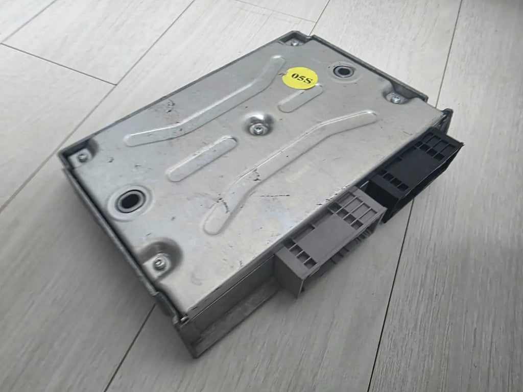 AUDI A5 Q5 INTERFACE GATEWAY COMPUTER CONTROL MODULE UNIT OEM 8W0907468C