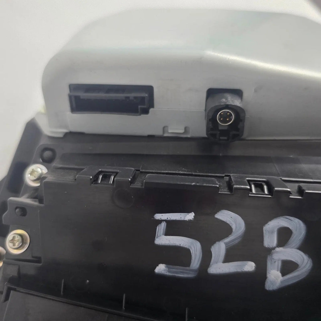 BMW 2011-2013 F10 F11 HEAD-UP DISPLAY HUD MONITOR UNIT IN DASHBOARD OEM 9240166