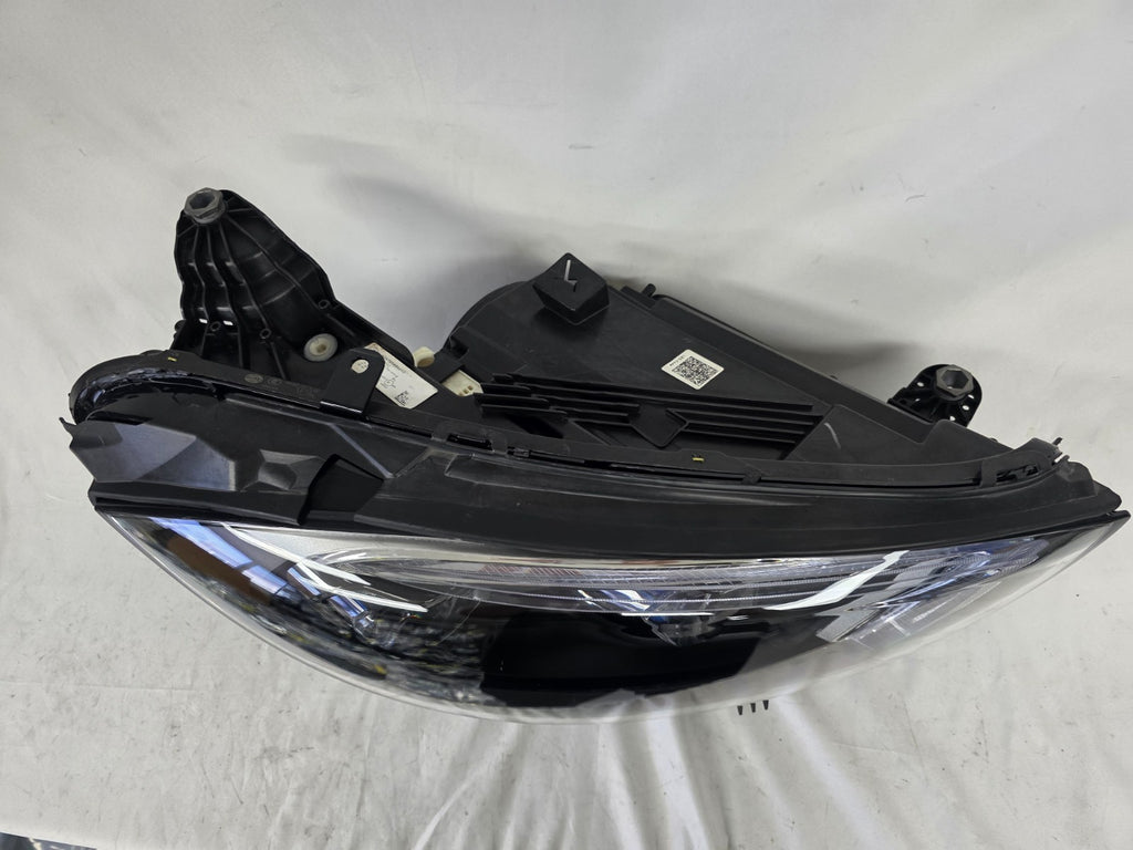 🚗🚗 Mercedes-Benz CLS C257 W257 MultiBeam LED RIGHT USED OEM A2579068400