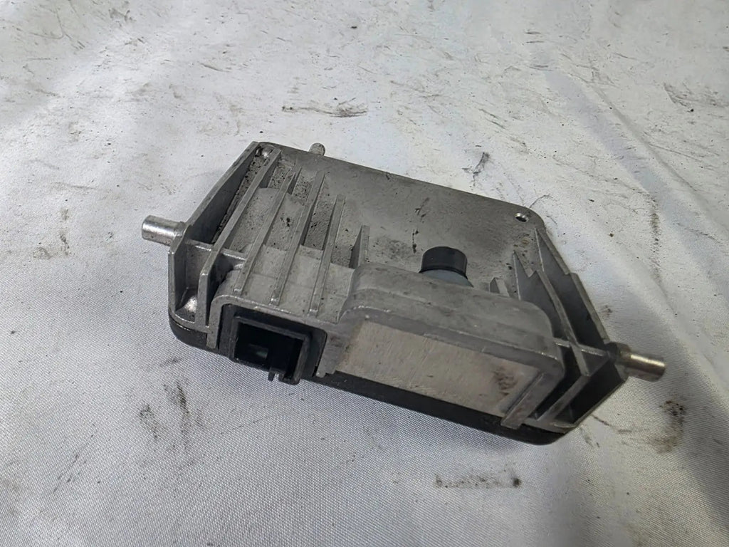 2019 - 2023 MERCEDES BENZ LANE DEPARTURE NIGHT VISION CAMERA OEM A2139004123