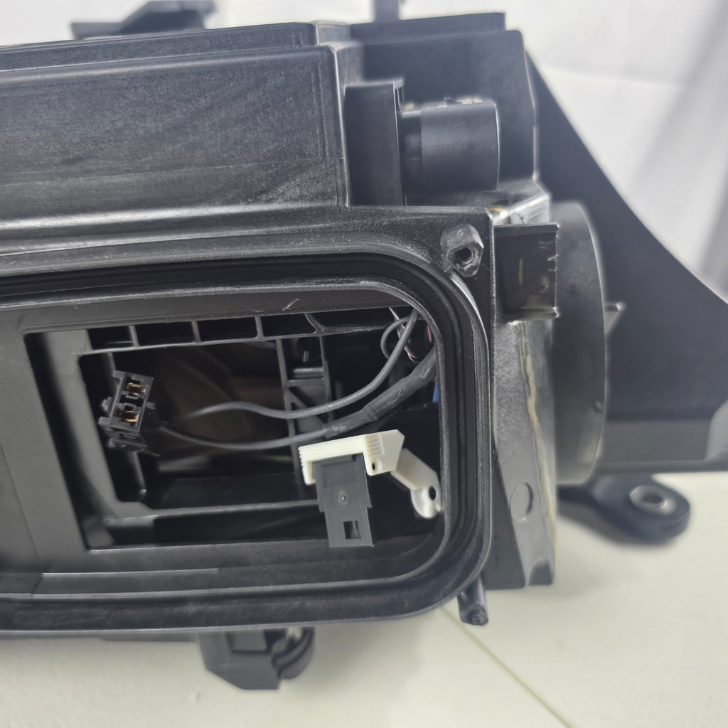 🚗 Mercedes-Benz C-Class W206 LED High performance LEFT USED GENUINE A2069063903