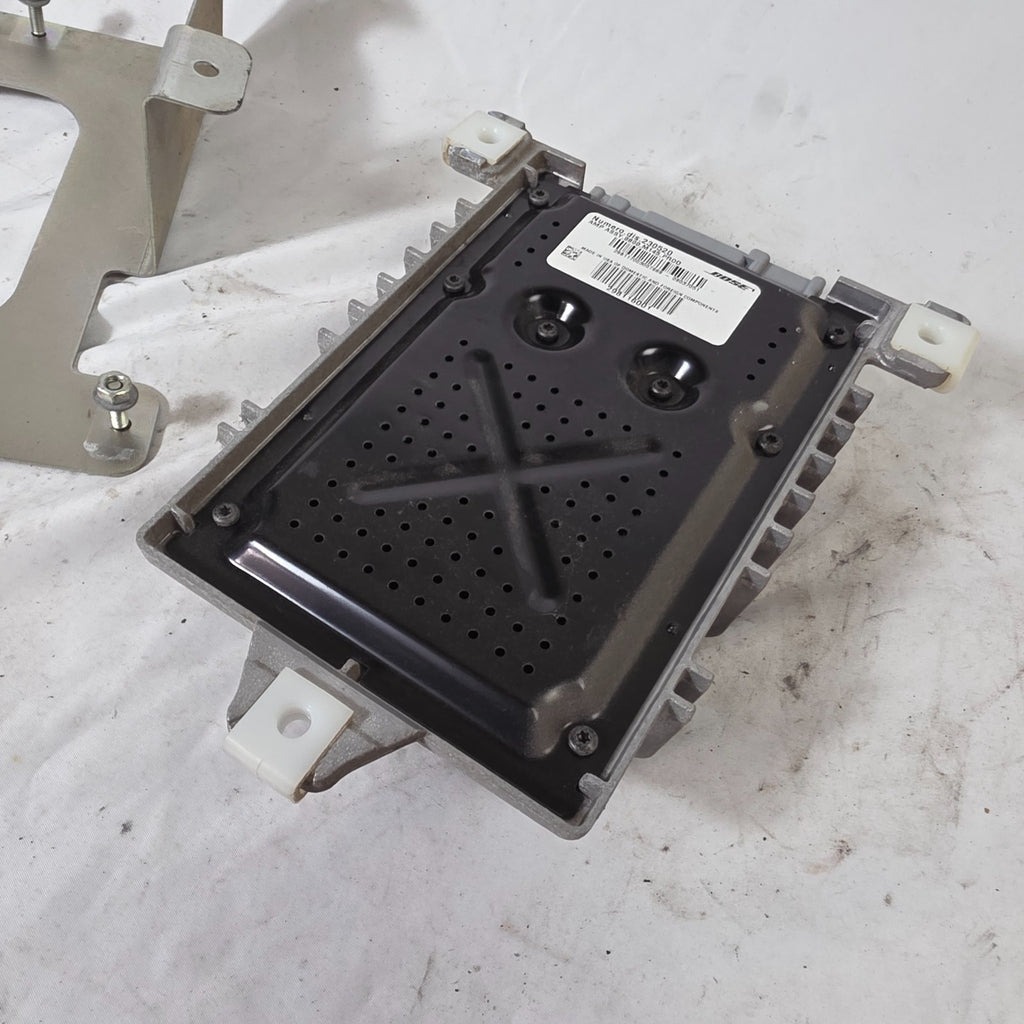 Maserati GranTurismo S M145 OEM Bose Audio Radio Amplifier Amp & Bracket 230520